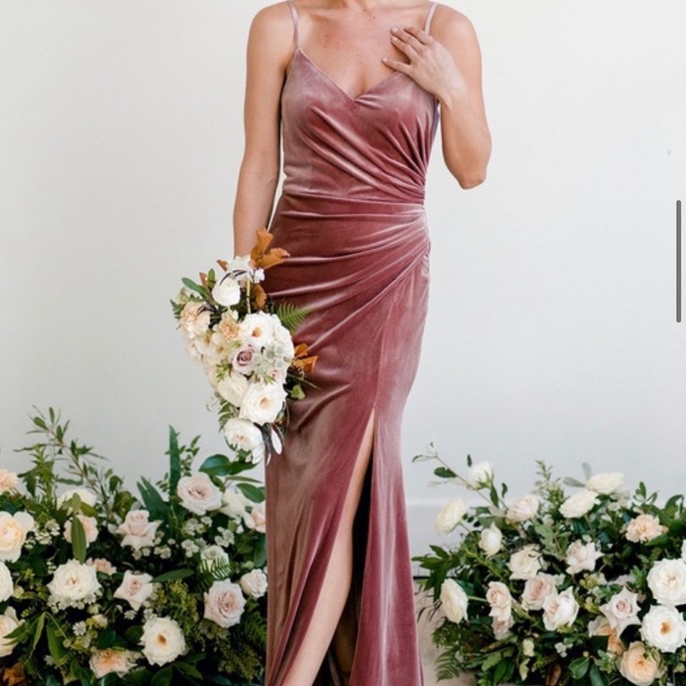 REVELRY VELVET RORY SIZE 6 TERECOTTA